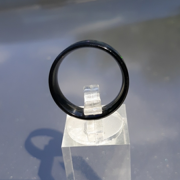 8mm abalone shell and tungsten wedding band. - Picture 3 of 6